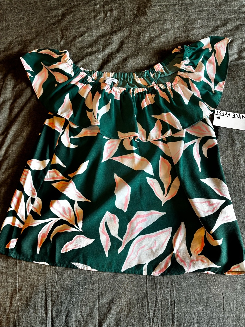 Nine West Green Floral Off-Shoulder Top with Pink and Cream Leaves